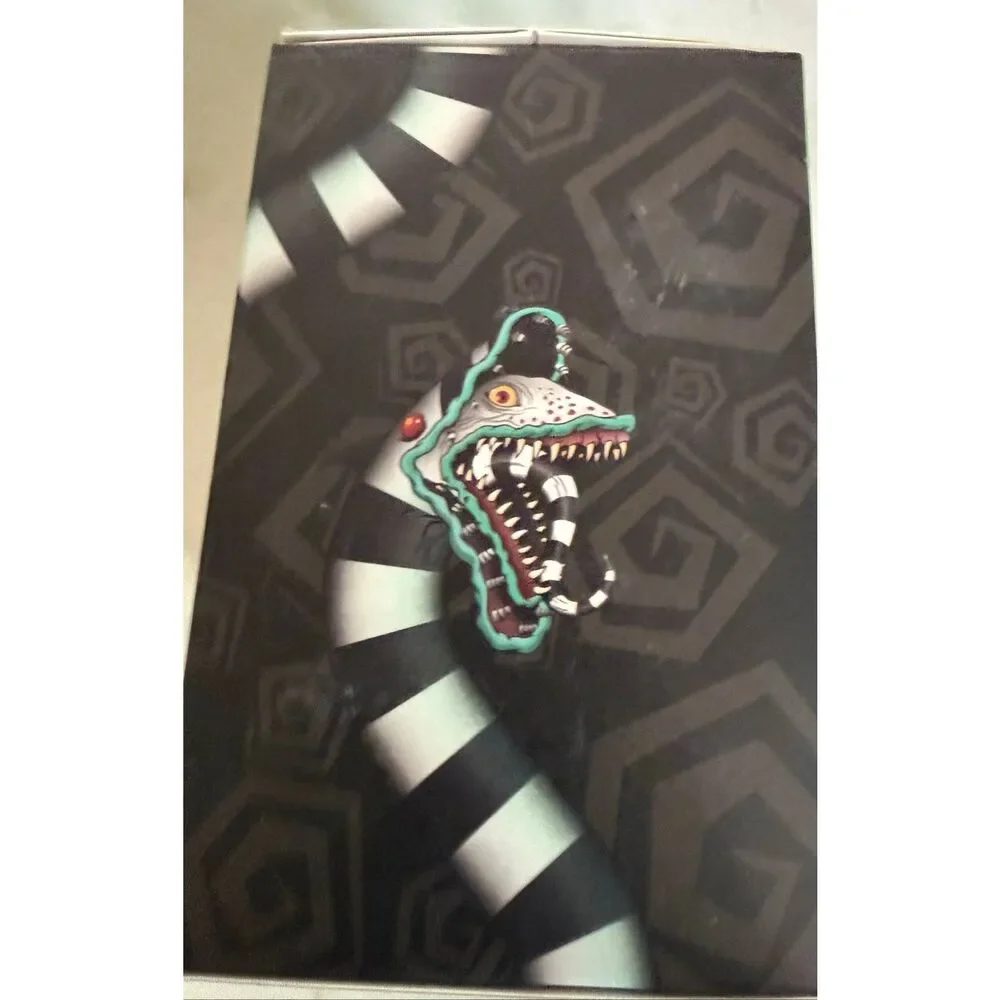 Paladone Beetlejuice 2024 Jigsaw Puzzle 250 Pc with Storage Tin Container NWOT